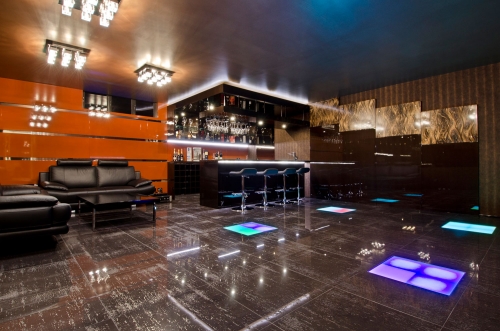 Bar cabinets built by Cuisine Kitchens - Gold Coast