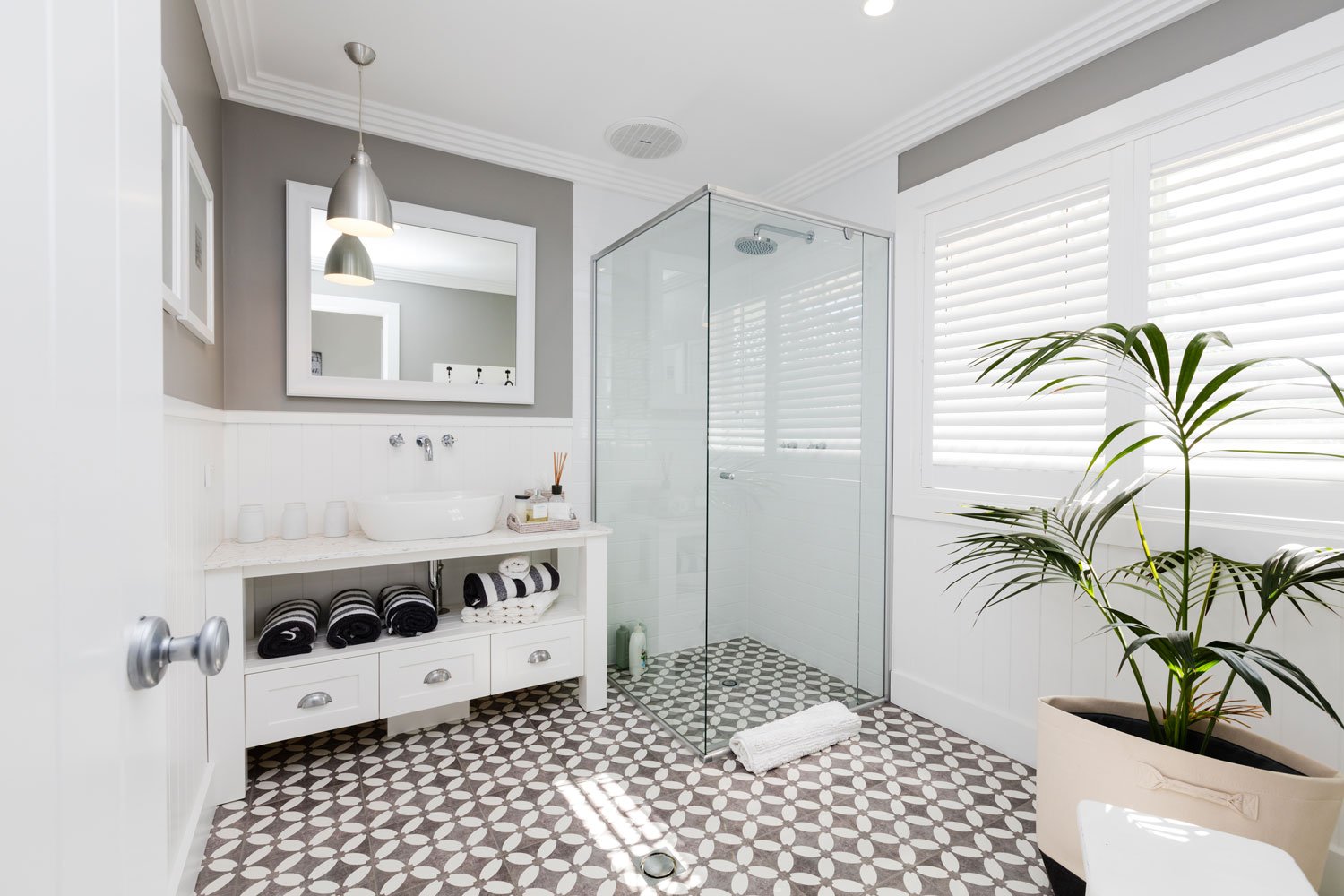 Bathroom cabinets – Cuisine Kitchens – Fair prices & highest quality